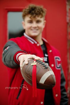 Senior year photo session
High School Football Player Football Player Graduation Pictures, Senior Year Football Ideas, Rugby Senior Pictures, Football Senior Pics Photo Ideas, Senior Picture Ideas For Guys With Cars, Football Kicker Senior Pictures, Unique Football Senior Pictures, Guy Senior Photo Ideas, Sports Graduation Pictures