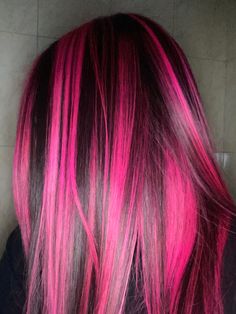 Pink Hair Streaks, Bright Pink Hair, Pink And Black Hair, Skunk Hair, Pink Hair Dye, Hot Pink Hair, Hair Color Streaks, Hair Streaks, Dyed Hair Inspiration