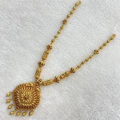 "Wear Your Story: Unique Locket Pins" Antique Long Chain Design, Antique Gold Chain Women, Small Haram Designs Gold, Gold Chain With Pendant For Women, Ball Chains In Gold, Small Gold Necklace Designs, Gold Balls Necklace Indian, Antique Gold Pendant Designs, Small Necklace Designs