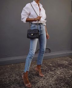 Jeans Trend, Mode Tips, Look Retro, Trendy Swimwear, Outfit Jeans, Cool Street Fashion, Inspiration Mode