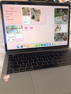 #macbook #widgets #pink Macbook Setup Ideas, Pink Macbook Background, Mac Homescreen Aesthetic, 13 Inch Macbook Wallpaper, Homescreen Macbook, Computer Widget