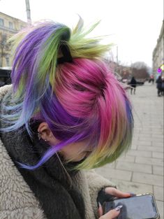 Colorful Hair Styles, Tri Colored Hair, Creative Hair Dye Ideas, Hair Color Designs, Crazy Dyed Hair, Creative Hair Dye, Rainbow Split Dye, Crazy Colored Hair, Unusual Hair Colours