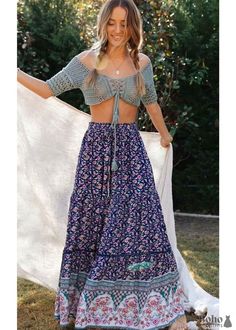 Boho Skirts in Floral Rosa Violet For Women - Boho Dress – Boho Dress Official Top Azul, Flare Maxi Skirt, Vintage Maxi Skirt, Crochet Skirt Pattern, Hippie Skirts, Crochet Skirts, Bohemian Mode, Floral Rosa, Maxi Skirt Boho