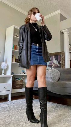 Black Mini Skirt Outfit With Boots, Black Skirt Outfit Summer Night, Jean Skirt Leather Jacket Outfit, Low Rise Black Skirt Outfit, Fall Outfits With Denim Skirt, Leather Skirt Jean Jacket Outfit, Fall Outfit Skirt Boots, Boots And Denim Outfit, Denim Skirt With Leather Jacket