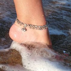 Tribal foot bracelet Anklet Aesthetic, Anklets Design, Payal Designs Silver, Girls Pick, Silver Anklets Designs, Desi Jewelry, Silver Payal, Anklets Indian, Simple Mehendi Designs