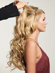 Heavenly hair isn’t just for runway models and Hollywood starlets anymore. Get mega-watt length and volume in seconds with this 20 inch (51cm) halo hair extension by Hairdo. Just slip it on like a headband and pull your own hair over it. The subtle design blends seamlessly with your hair, and the synthetic Tru2Life® fibers can be heat styled to create any look. SPECIAL FEATURES Tru2Life® Heat-Friendly Synthetic Hair - Each hand-blended color is made of 7-11 shades, resulting in a natural look th Swedish Blonde, Hair Extension Care, Halo Extensions, Hair Extension Brands, Blonde Streaks, Wig Companies, Halo Hair Extensions, Monofilament Wigs, Halo Hair