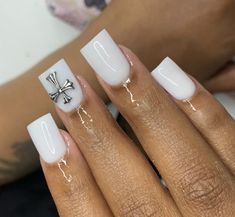 White Acrylics With Cross, White Short Nails Black Women, Short Milky White Nails With Rhinestones, Short White Acrylic Nails With Charms, All White Nails With Charms, Short Nails With Cross Charm, White Acrylic Nails With Charms, Short White Nails With Charms, White Short Nails With Rhinestones