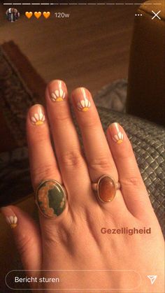 Simple Hippie Nails, Short Hippie Nails, Nails Hippie, Boho Nails, Hello Nails, Hippie Nails, Really Cute Nails, Nails Only