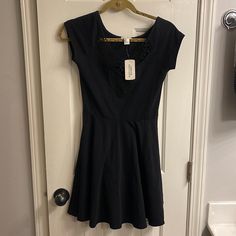 Size Small Nwt Bin A Forever 21 Black Dress, Forever 21 Dresses, 21 Dresses, Colorful Dresses, Forever 21, Black Dress, Womens Dresses, Women Shopping, Dresses