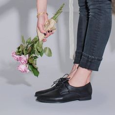 Black Leather Shoes Classic Oxfords Women Oxfords - Etsy Shoes Black Dress, Oxfords Women, Women Oxfords, Black Formal Shoes, Shoes For Ladies, Oxford Shoes Outfit, Black Oxford Shoes, Black Leather Oxfords, Shoes Classic