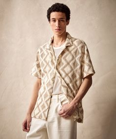 Our Diamond Cabana Shirt is made from a custom Italian fabric, a cotton blend with a slightly open knit that has the rustic feel of a homespun “find.” It’s also exceptionally breathable and airy, and the cut of the shirt means it won’t stick to you on hot summer days. The boxy fit and genuine shell buttons contribute t Todd Snyder Champion, Sweatshorts Shorts, Polo Coat, Linen Suits, Linen Tshirts, Sneaker Dress Shoes, Summer Suits, Shell Buttons, Linen Shop