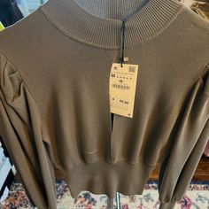 Zara New With Tags Top, Army Green, Front Chest Opening Chest Opening, Zara New, Zara Tops, Army Green, Zara, Womens Tops, Crop Tops, Tags, Green