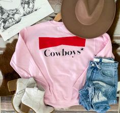 cowboy ❤️ small cowboy print on front - large on back Round Crew Neck Sweatshirt• Unisex fit “Recommending Sizing” s 2/4 • m 6/8 • l 10/12 - for a tighter fit please size down. Support Your Local Farmer, Cowboys Sweatshirt, Rodeo Chic, Nfr Style, Cowboy Print, Texas Fashion, Nfr Fashion, Western Clothes, Rodeo Outfits