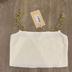 Brand New Perfect Condition , Chain Straps Top Gold Chain White Textile. Crop . Perfect For A Night Out With A Pair Of Jeans . Open To Offers Chic White Chain Necklace With Gold Chain, Chic White Gold Chain Necklace, Red Satin Top, White Bandeau Top, Chain Strap Top, Bandage Crop Top, White Textile, White Bandeau, Buckle Top