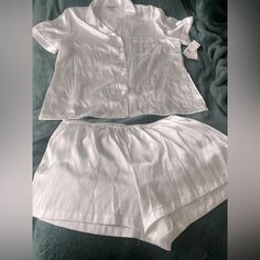 Two Piece Silk Bridal Pajamas Set By Linea Donatello. Nwt. Size Large. Original Price $48. List Price $25. Fitted White Lounging Sets, White Fitted Lounging Set, White Fitted Loungewear Set, Snoopy Pajamas, Yellow Bra, Bridal Pajamas, Eileen West, Purple Bras, Lace Halter Bralette