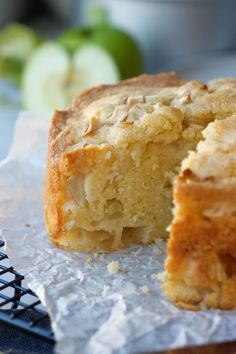 Apple Tea Cake Recipe, Breakfast Apple Cake, Eat Dessert Recipes, One Bowl Cake Recipes, Apple Cake Recipes Moist, Homemade Baking Mixes, Popular Baked Goods, Healthy Apple Cake, Apple Cake Recipe Easy