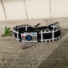 Seed bead bracelet with camera Gift for photographer Jewelry - Etsy Украина Black Rectangular Beaded Bracelets For Gift, Rectangular Black Beaded Bracelets For Gifts, Adjustable Black Beads Wristband Gift, Adjustable Black Rectangular Beaded Bracelets, Handmade Black Rectangular Bracelets, Gift For Photographer, Gray Bracelet, Seed Bead Bracelet, Bead Loom Bracelets