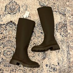 - Brand New, With Tags - Size 37 - Olive Green - Rubberized Boots - Lug Sole - Rain Boots - Sold Out Long Brown Zara Boots, Zara Fitted Knee-high Winter Boots, Zara Knee-high Faux Leather Boots, Zara Knee-high Heeled Boots, Black Knee-high Rain Boots, Zara Shoes, Winter Rain, Lug Sole, Rain Boots