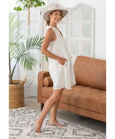 Sunny days are around the corner, and our cotton voile floral embroidered mini dress is the perfect style to soak up the sun! Featuring a breezy sleeveless style with a v-neckline with braided detail, a loose body, and pockets. Pop it on over your swimsuit for an easy yet chic cover-up, or pair it with. sneakers or slip-on mules for the ultimate casual California vibe. Relaxed fit Sleeveless V-Neckline with braided detail Mini length Side pockets Model is 5'4, wearing a size S. Contents: 100% Co Small Clouds, Embroidered Mini Dress, California Vibe, Soak Up The Sun, High Hips, Cloud White, Perfect Style, Pop It, Cotton Voile