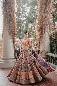 Lehenga Color Combinations, Sangeet Outfit, Mehendi Outfits