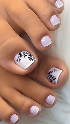 Neutral Toe Nail Colors Natural, Easy Pedicure Designs, Flower Toe Nail Designs, Flower Toe Nails, Ankle Tattoo Ideas, Business Competition, Toenail Art Designs, Easy Toe Nail Designs, Simple Toe Nails