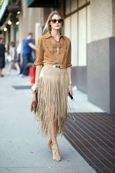 Estilo Olivia Palermo, Olivia Palermo Style, New York Street Style, Nyfw Street Style, Fashion Articles, Street Style Trends, Fringe Skirt, Spring Street Style, Olivia Palermo