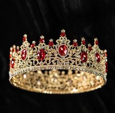 Durable zinc alloy with crystal rhinestone,Security: Pin loops at bottom of the crown for extra security. ( bobby pins included ). Perfect theme for Halloween, Thanksgiving, Theater, Cosplay, Prom, Birthday, Celebration, Holiday, Anniversary, Wedding, Costume party or for any other special occasion Head Crown, Prom Birthday, Bride Crown, Happy Jewelry, King Crown, Red Crown