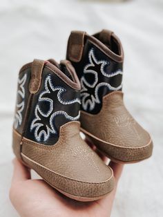 Country Baby Boy Outfits, Infant Western Outfit, Toddler Boy Western Boots, Newborn Western Clothes, Infant Cowboy Boots, Infant Cowgirl Boots, Country Babies, Infant Boy Cowboy Boots, Baby Cowboy Boots