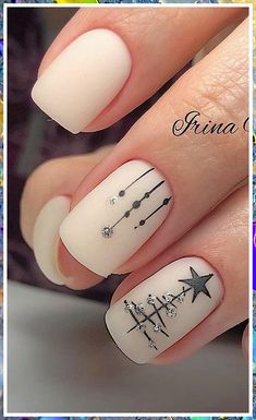 Christmas Nails Simple - Yes, Everybody Wants It! Isn't that what you are searching for? Visit now for more ideas. Christmas Nail Art Easy, Colors 2023, Christmas Nails Easy, Polish Ideas, Xmas Nails