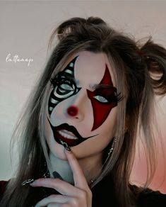 Girl Halloween Makeup, Cute Clown Makeup, Abby Roberts, Scary Clown Makeup, Creepy Makeup, Creepy Halloween Makeup