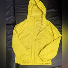 Never Worn Size Medium Zipper Front Raincoat Casual Yellow Long Sleeve Raincoat, Casual Long Sleeve Yellow Raincoat, Casual Yellow Raincoat For Fall, Yellow Long Sleeve Raincoat For Spring, Long Sleeve Yellow Raincoat For Spring, Coraline Outfit, Yellow Raincoat, Raincoats For Women, Coraline