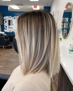 Baylage Hair, Dirty Blonde Hair, Brown Hair With Blonde Highlights, Blonde Hair Inspiration, Short Hair Balayage, Brown Blonde Hair, Long Blonde, Hair Color Balayage, Short Blonde Hair