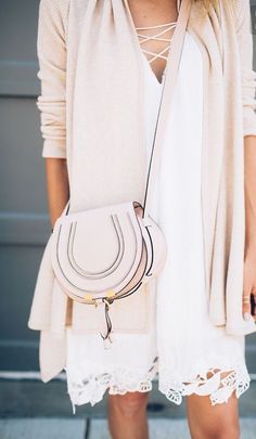 { Dallas Shaw x Lace Up Shirts } Sundress With Cardigan, Chloe Saddle Bag, Look Rose, Laced Up Shirt, White Sundress, Hello Fashion, Fashion Vocabulary, Mode Boho, Summer Boho