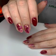 Red Nails With Marble Design, Nails To Go With Maroon Dress, Dark Colour Nail Art, Red And White Marble Nails, Marble Red Nails, Red Marble Nails, Acrylic Nails Yellow, Bridal Nails Designs, Wine Nails