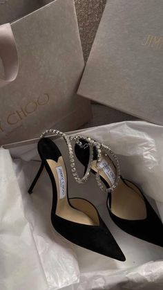 Kasut Kahwin, Dream Shoe, Matric Dance, Fancy Heels, Luxury Heels, Heels Aesthetic