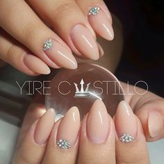 Nude pointed Short Almond French, Prom Glam, Shiny Nails Designs, Nails Natural, Super Nails, Nails Almond, Diamond Nails