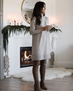 Cozy Closet, Rehearsal Dinner Outfits, Winter Sweater Dresses, Interior Design Fashion, Sweater Dress Outfit, Winter Dress Outfits, Warm Dresses, Sweater Dress Women, Turtle Neck Dress