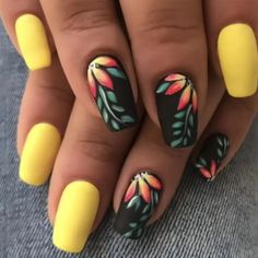 24 Count Press On Medium Length Matte Yellow And Floral Print New Includes Jelly Glue And Nail File New 2023 Nails Ideas, Beach Nail Art, Beach Nail, 2023 Nails, Summer Nails Beach, Short Press On Nails, Beach Nails, Square Acrylic Nails