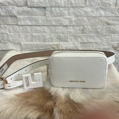 New White Canguro Purse Chic White Rectangular Belt Bag, Chic White Belt Bag With Removable Pouch, Chic White Belt Bag For On-the-go, Snake Skin Bag, Michael Kors Mercer, Michael Kors Crossbody Bag, Michael Kors Crossbody, Michael Kors Wallet, Chain Crossbody Bag