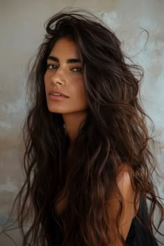 Long Wavy Hairstyles, Purple Hair Highlights, Evening Style, Wavy Hairstyles, Wild Hair, Long Wavy Hair, Mermaid Hair, Elegant Hairstyles, Daily Look