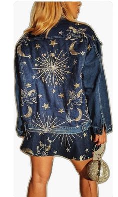 Dark Blue Denim Jacket Outfit, Blue Denim Jacket Outfit, Denim Jacket Embroidery, Embroidery Jeans Jacket, Dark Blue Denim Jacket, Jacket Embroidery, Denim Jacket Outfit, Embellished Denim