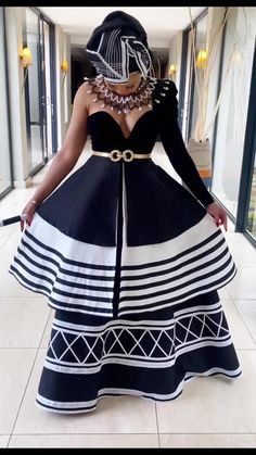 Xhosa Attire Xhosa Attire Traditional Dresses, Xhosa Attire Traditional Dresses Wedding, Modern Makoti Outfits, Modern Xhosa Attire For Ladies, Xhosa Traditional Attire Women, Xhosa Traditional Wear Woman, Xhosa Attire Traditional Dresses, Umbhaco Xhosa Designs