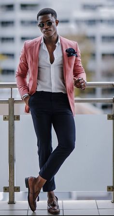 Pink Outfit For Men, Outfit For Men Casual, Pink Top Outfit, Olivia Dunne, Outfit Ideas Men, Florida High School, Coachella Outfits, Stylish Mens Suits