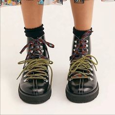 New In Box Black Western Mountains Boots, Size 39 Wich Fits A Size 9 True To Size. Black Lace-up Boots With Vibram Sole For Fall, Free People Western, Western Mountains, Tall Lace Up Boots, Distressed Leather Boots, Fringe Boots, Leather Lace Up Boots, Black Ankle Booties, Free People Shoes