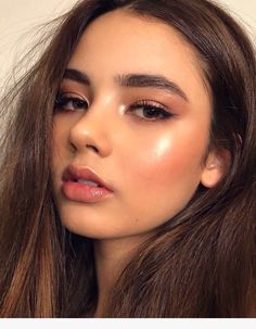 Maquillage On Fleek, Best Natural Makeup, How To Grow Eyebrows, Glow Skin, Trendy Makeup, Makeup Goals, Perfect Makeup, Makeup Brands