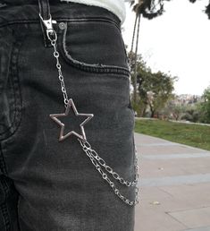 Metal Punk Rock Layered Chain Keychains For Men Women Waist Key Chain Wallet Jeans Hip-hop Pants Belt Chains Jewelry Accessories Material: Steel  Size: first chain : 30 CM          last chain : 40 CM         with star : 50 CM Due to the light and screen difference, the item's color may be slightly different from the pictures. Please understand. Make sure you don't mind before you bid. Please allow 10-20mm differences due to manual measurement Estimated time of delivery will also take about 21 to Belts With Chains, Star Jeans Men, Star Belt Chain, Chain Accessories Grunge, Belt Loop Accessories, Cool Men Jewelry, Punk Rock Accessories, Metal Belt Chain, Chains On Pants