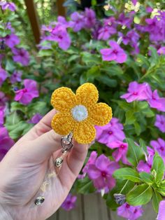 360o alligator clip swivel badge reel Flowers are outsourced Crochet Badge Reel, Star Badge, Yellow Daisy, Nurse Badge Reel, Nurse Badge, Retractable Badge Reel, Badge Holders Lanyard, Crochet Jewelry, Badge Holders