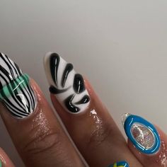 ambz ☆ on Instagram: "freestyle 🌀 @carleanj.ohnson 
•
•
#nailsnailsnails #explorepage #explorenails #nailtech #tempeaznails #tempeaznailtech #gelx #gelxnails #naildesigns #trendynails #springnails #summernails"