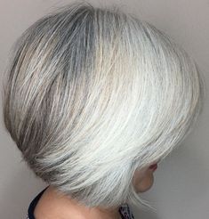 Short Salt And Pepper And White Bob Short White Hair, Grey White Hair, Gorgeous Gray Hair, Salt And Pepper Hair, Beautiful Gray Hair, Gray Hair Cuts, Grey Hair Styles For Women, Natural Gray Hair, Short Grey Hair