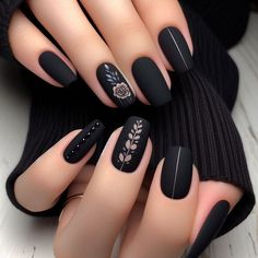 simple floral nail design Fun black nail design inspiration Black Nail Ideas, Black And White Nail, Black And White Nail Art, Matte Black Nails, Black Nail Art, Stylish Nails Designs, Black Shades, White Nail Art, Unique Fall